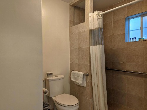 Americas Best Value Inn Oxnard-Port Hueneme - image 48