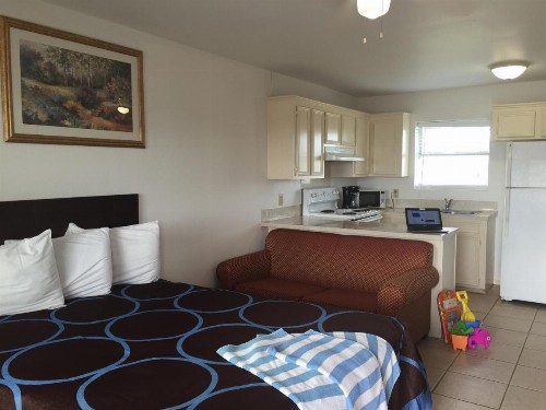 Port Isla Inn - image 19