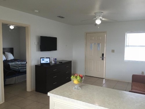 Port Isla Inn - image 23