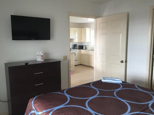 Port Isla Inn - image 27