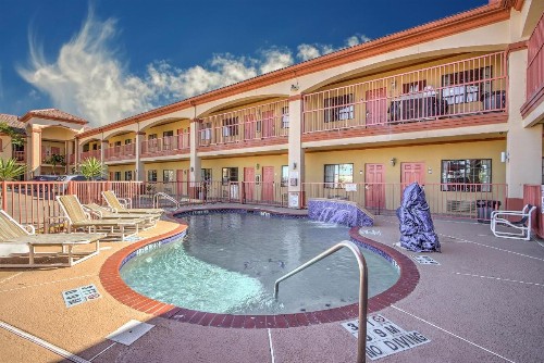 Casa Rosa Inn - image 1