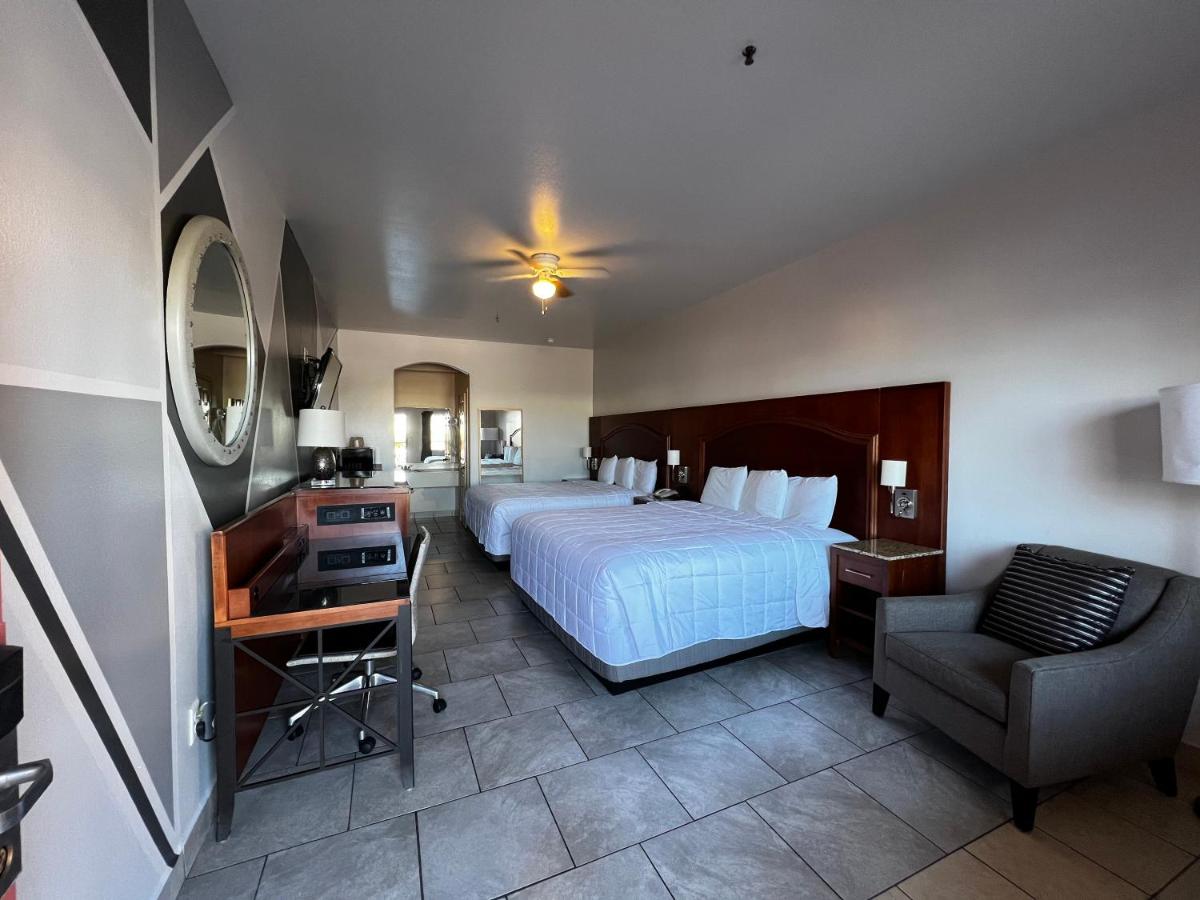 Casa Rosa Inn - image 3