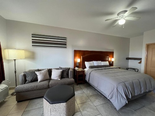 Casa Rosa Inn - image 9