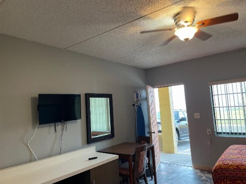 Southwind Inn - image 6