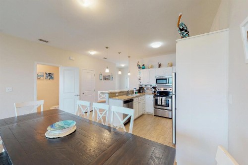 Las Joyas Bayview Home - image 8