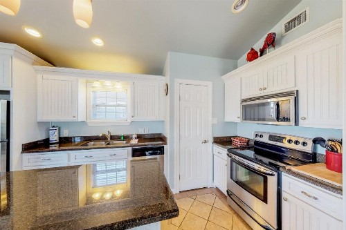 Long Island Village Unit 424 - image 7