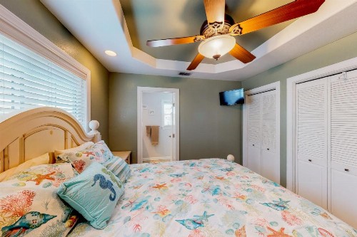 Long Island Village Unit 424 - image 9