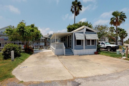 Long Island Village Unit 793 - image 1
