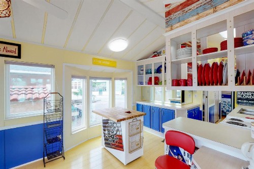 Long Island Village Unit 658 - image 6