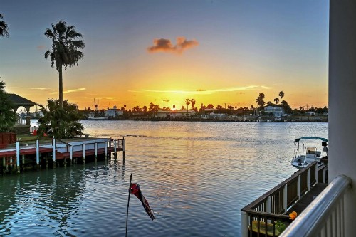 Port Isabel Cottage Less Than 5 Mi to South Padre Island! - image 10