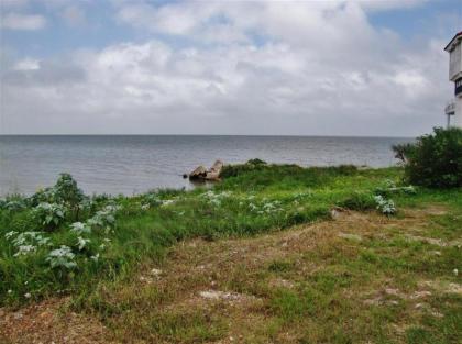 Quiet Port OConnor House - Perfect for Fishing! - image 7