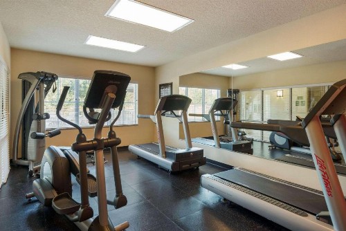 Country Inn & Suites by Radisson Port Orange-Daytona FL - image 10