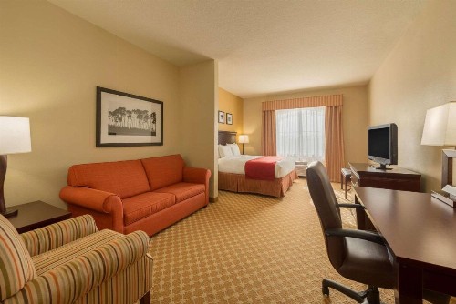 Country Inn & Suites by Radisson Port Orange-Daytona FL - image 17