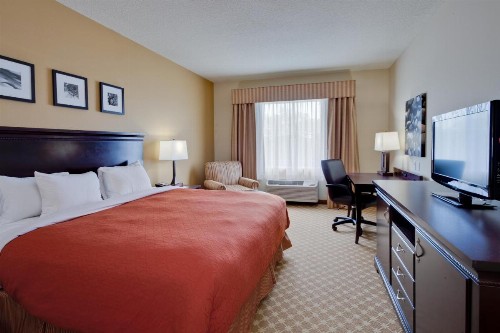 Country Inn & Suites by Radisson Port Orange-Daytona FL - image 18
