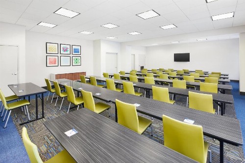 Holiday Inn Express Hotel & Suites Port Richey an IHG Hotel - image 27