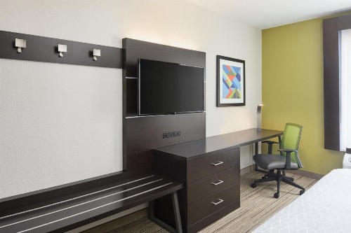 Holiday Inn Express Hotel & Suites Port Richey an IHG Hotel - image 28
