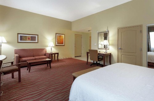 Hampton Inn & Suites Port Richey - image 22