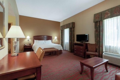 Hampton Inn & Suites Port Richey - image 28