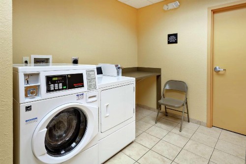 Hampton Inn & Suites Port Richey - image 29