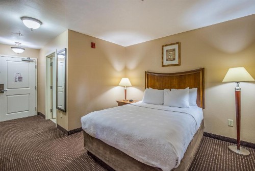MainStay Suites Port Saint Joe - image 21