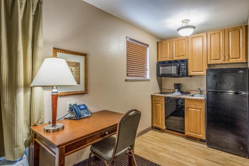 MainStay Suites Port Saint Joe - image 22