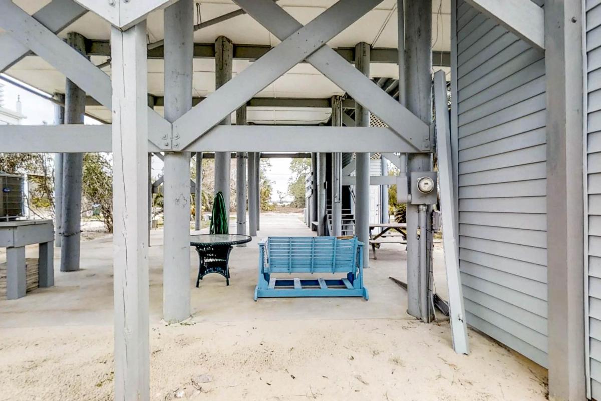 Seaside Shelter - image 6