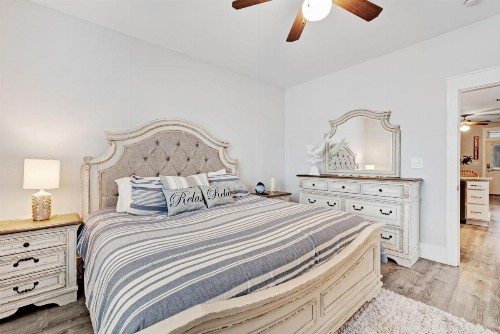 3 Bed 4 Bath Vacation home in Barefoot Cottages - Port St. Joe - image 10