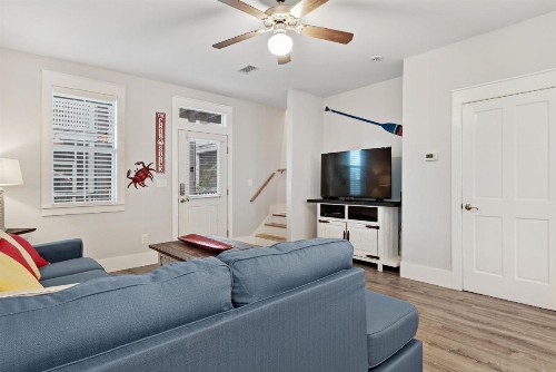 3 Bed 4 Bath Vacation home in Barefoot Cottages - Port St. Joe - image 6