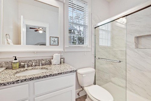 3 Bed 4 Bath Vacation home in Barefoot Cottages - Port St. Joe - image 7