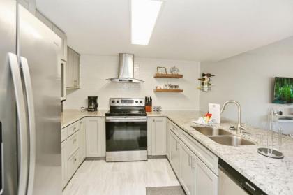 Buckeye Beach House by Pristine Properties - image 5