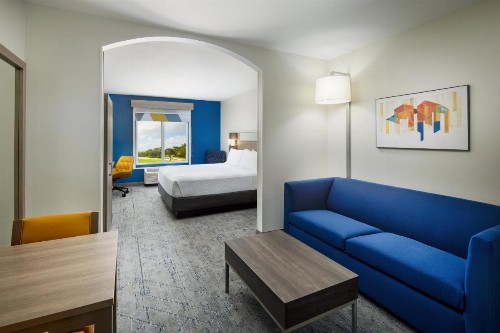 Holiday Inn Express Hotel & Suites Port St. Lucie West an IHG Hotel - image 4
