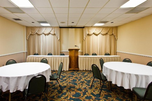 Holiday Inn Port St. Lucie an IHG Hotel - image 27