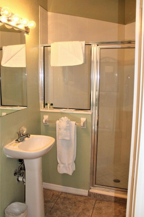 Perfect Drive Vacation Rentals - image 8