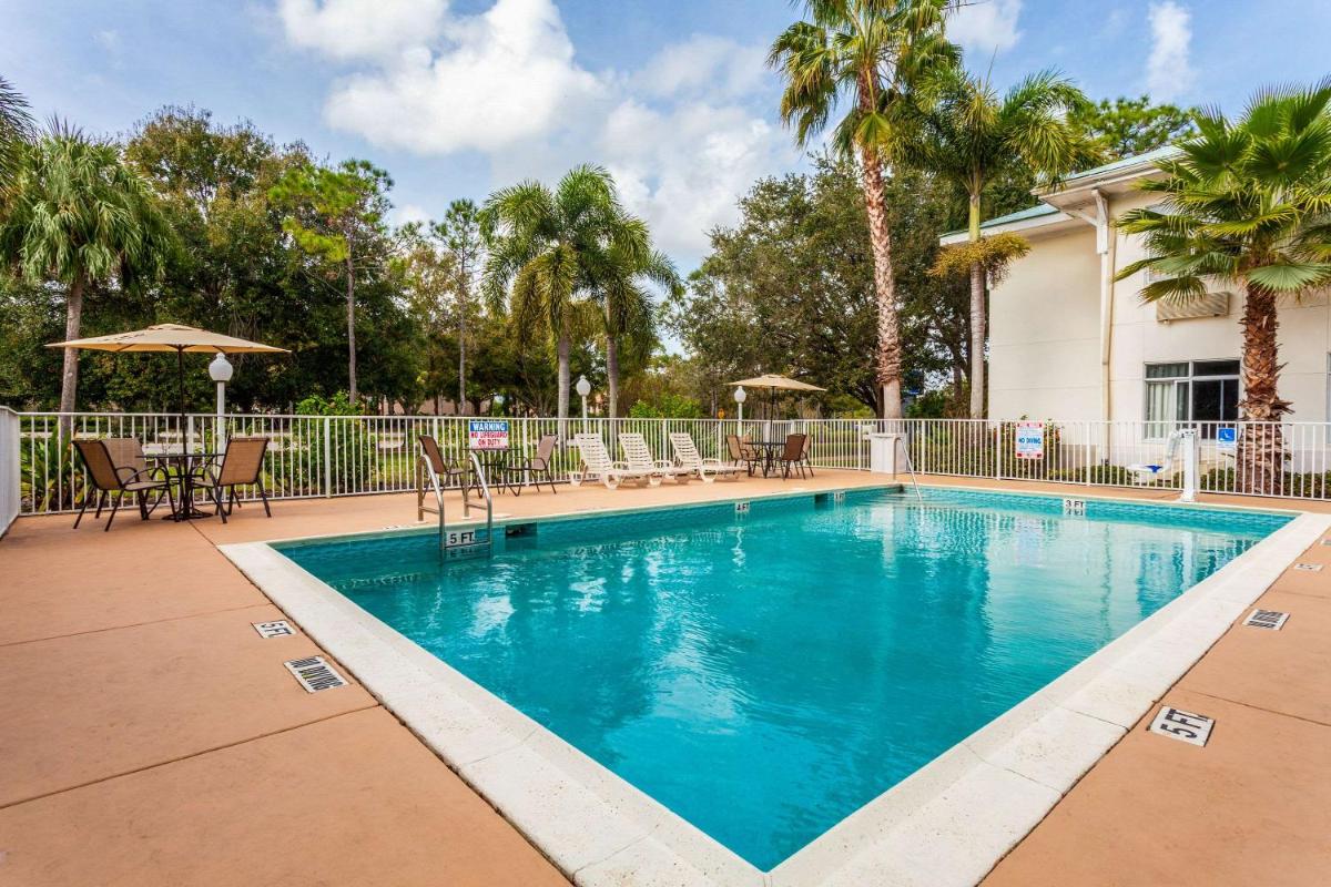 MainStay Suites at PGA Village - main image