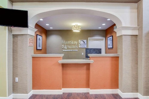 MainStay Suites at PGA Village - image 2