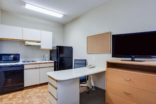 MainStay Suites at PGA Village - image 9