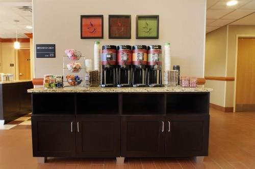Hampton Inn & Suites Port St. Lucie - image 6