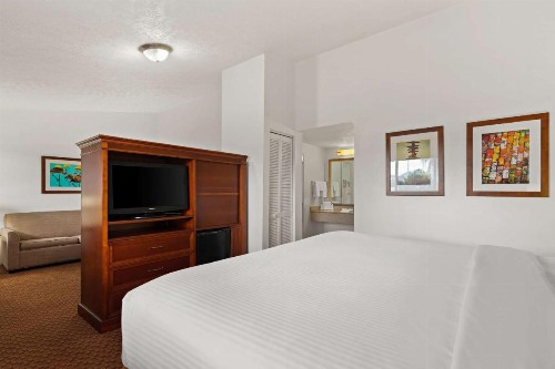 Best Western Port Saint Lucie - image 10
