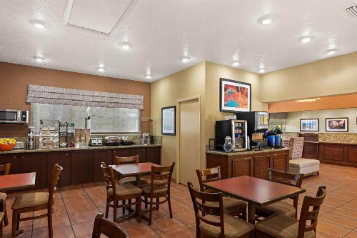 Best Western Port Saint Lucie - image 5