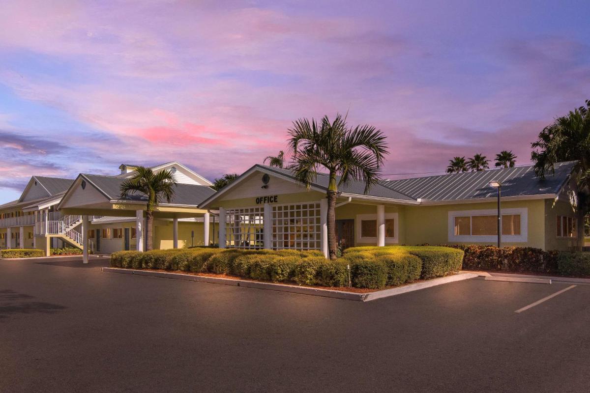 Best Western Port Saint Lucie - image 6
