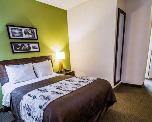 Sleep Inn at PGA Village - image 3