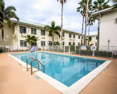Sleep Inn at PGA Village - image 32