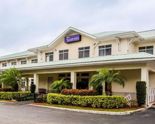 Sleep Inn at PGA Village - image 9