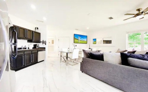 PGA Village 5 Room Golf Resort Villa by American Vacation Living - image 17