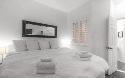 PGA Village 5 Room Golf Resort Villa by American Vacation Living - image 26