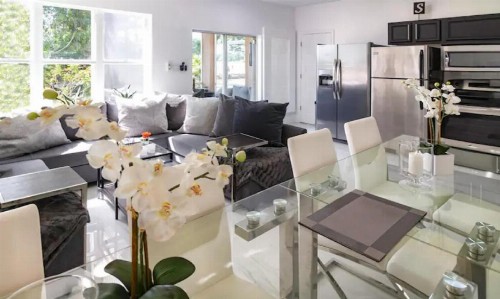 PGA Village 5 Room Golf Resort Villa by American Vacation Living - image 3