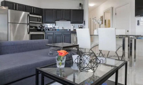 PGA Village 5 Room Golf Resort Villa by American Vacation Living - image 9