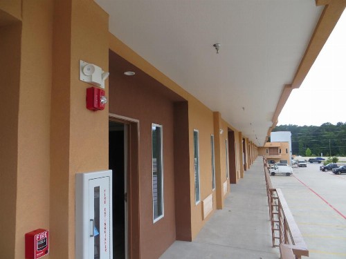 Crystal Inn - image 4