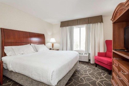 Hilton Garden Inn Portland Airport - image 11