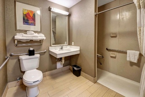 Hilton Garden Inn Portland Airport - image 20